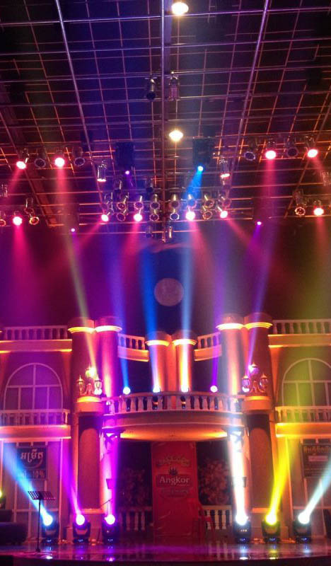 Ánh sáng hội trường